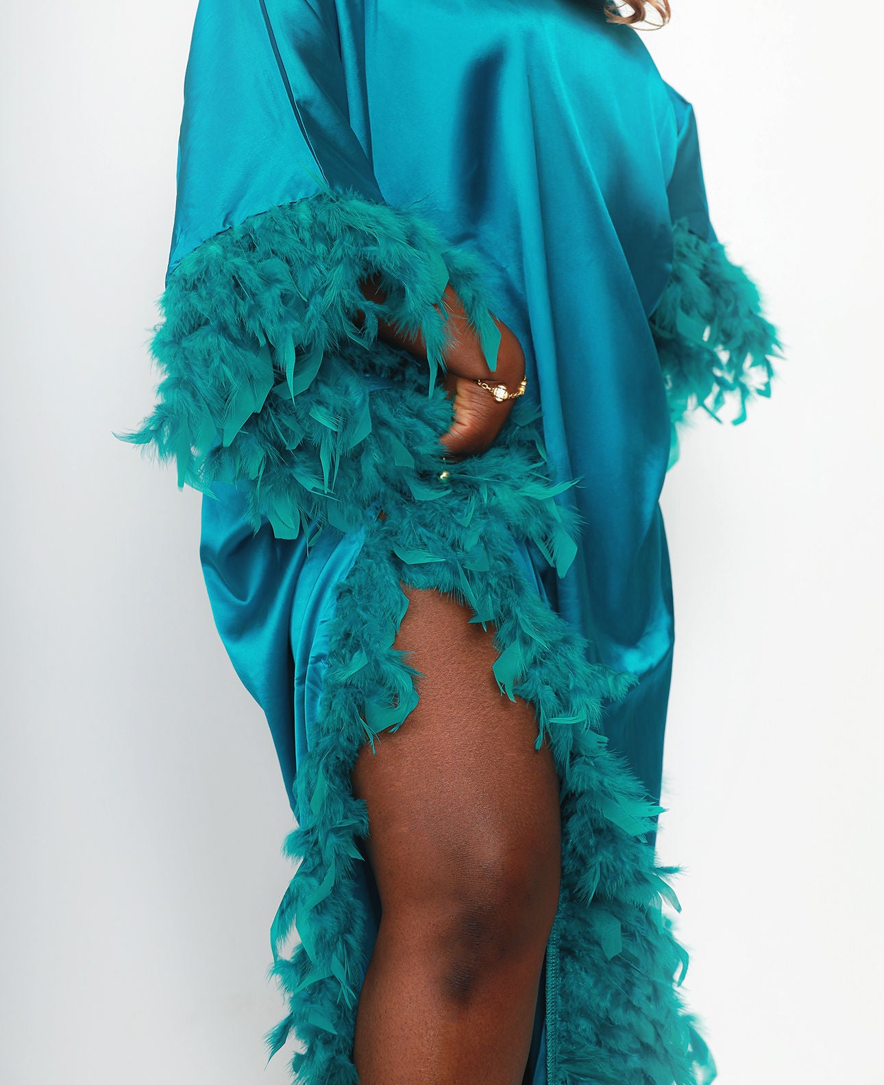 OCEAN FEATHER KAFTAN